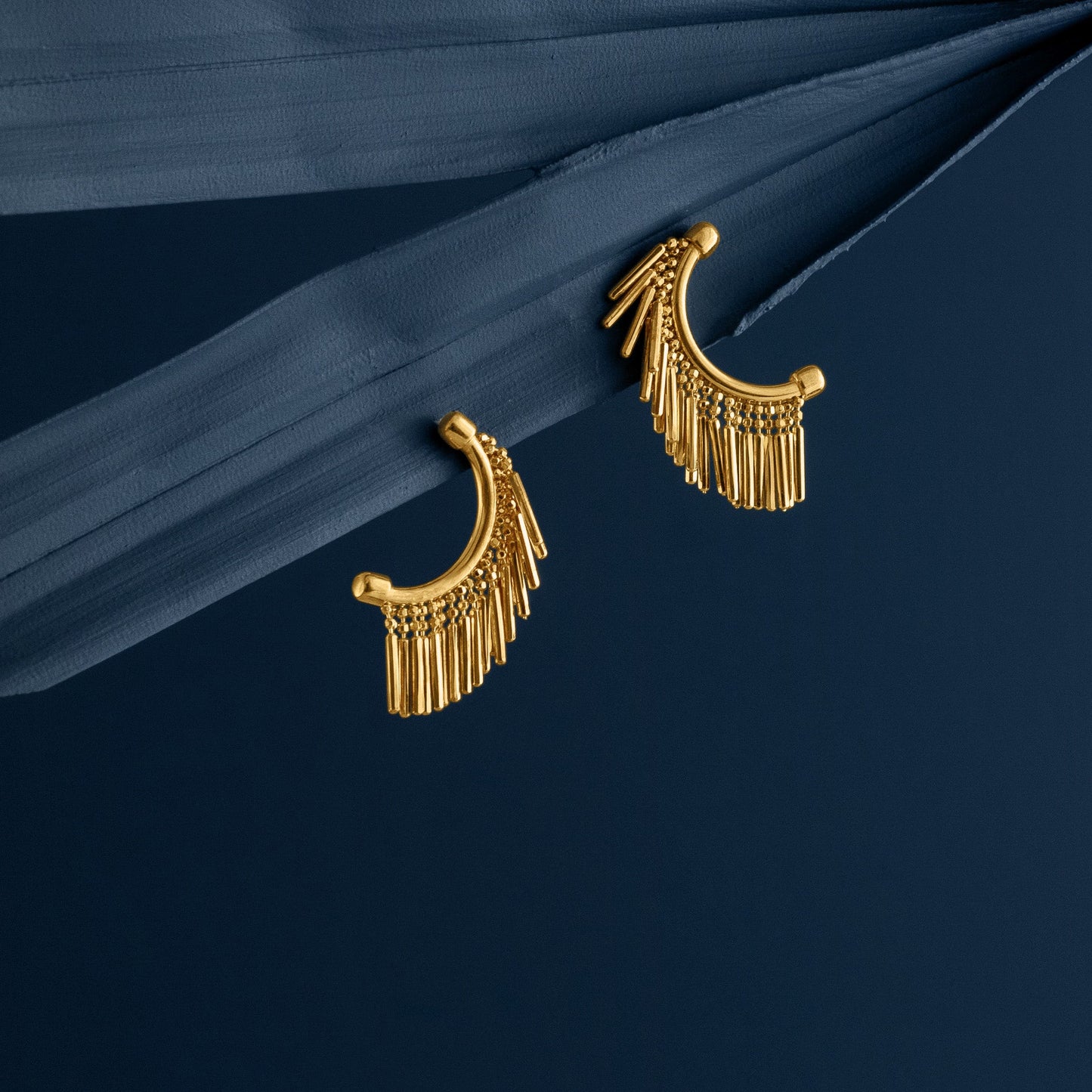 SILVER MINI TASSEL EARRINGS