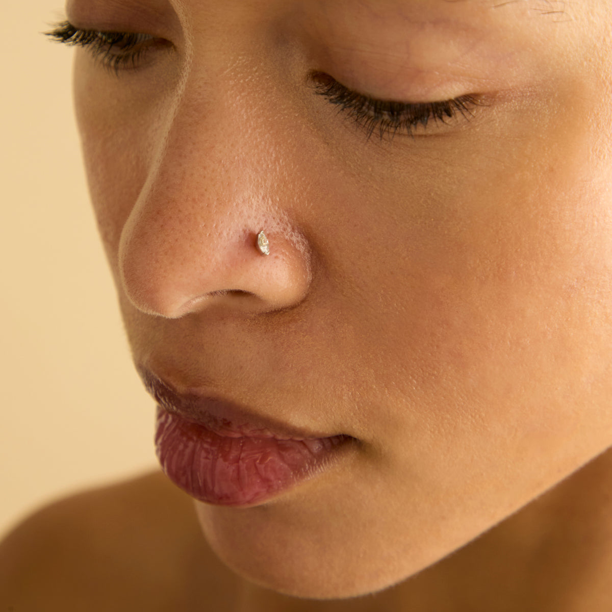 Topacio Marquesa Pendiente Piercing en Oro Blanco Sólido