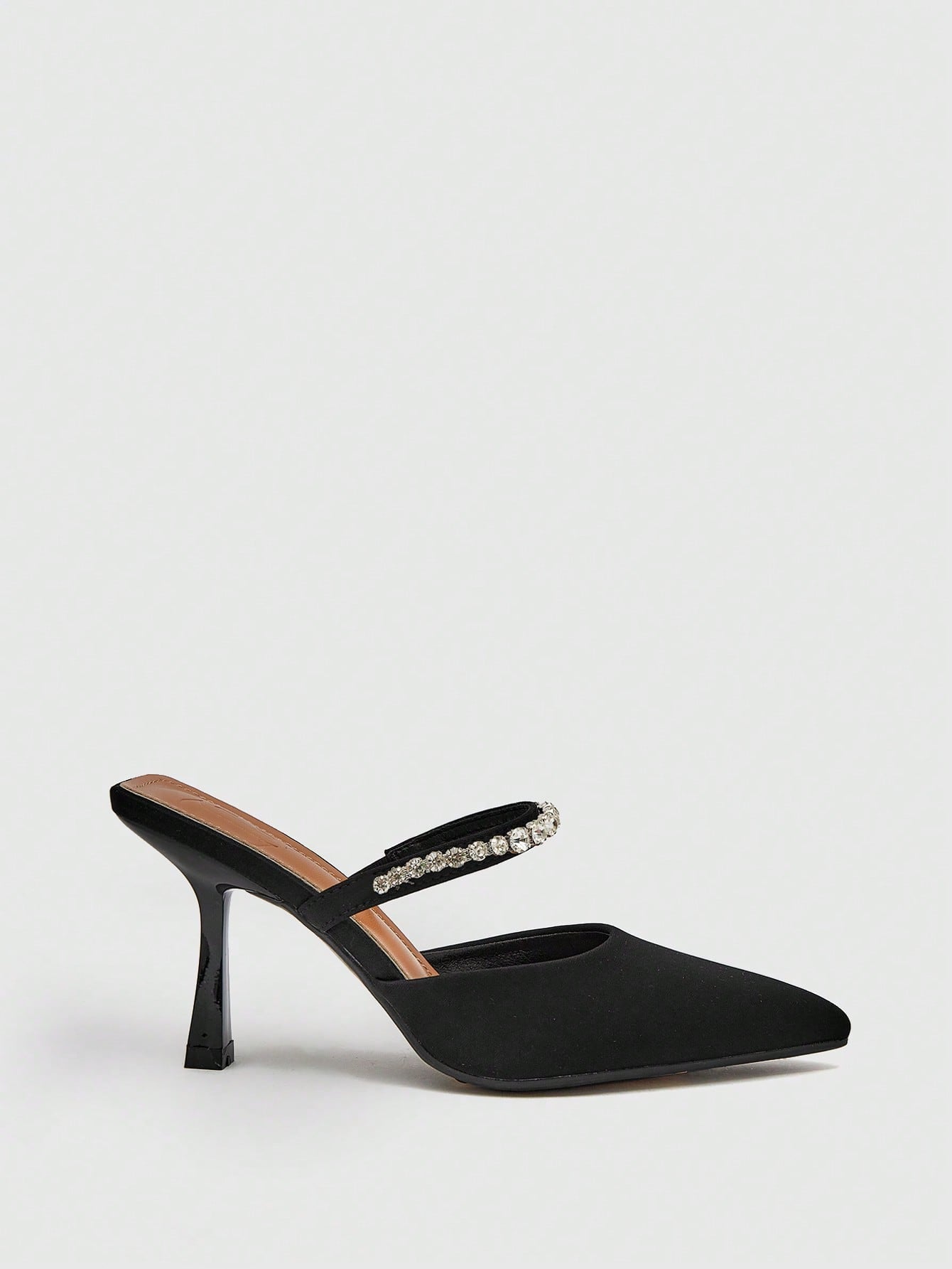 Tacones con Strass y Tacón Pirámide