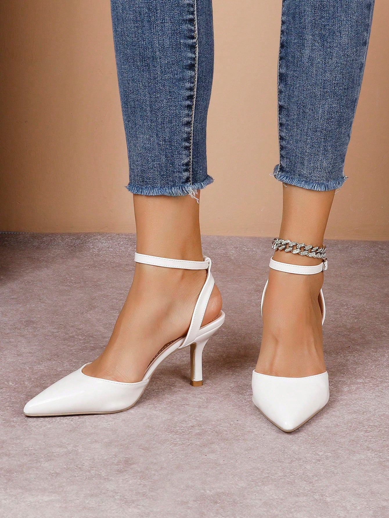 Zapatos de Punta con Tacón de Aguja