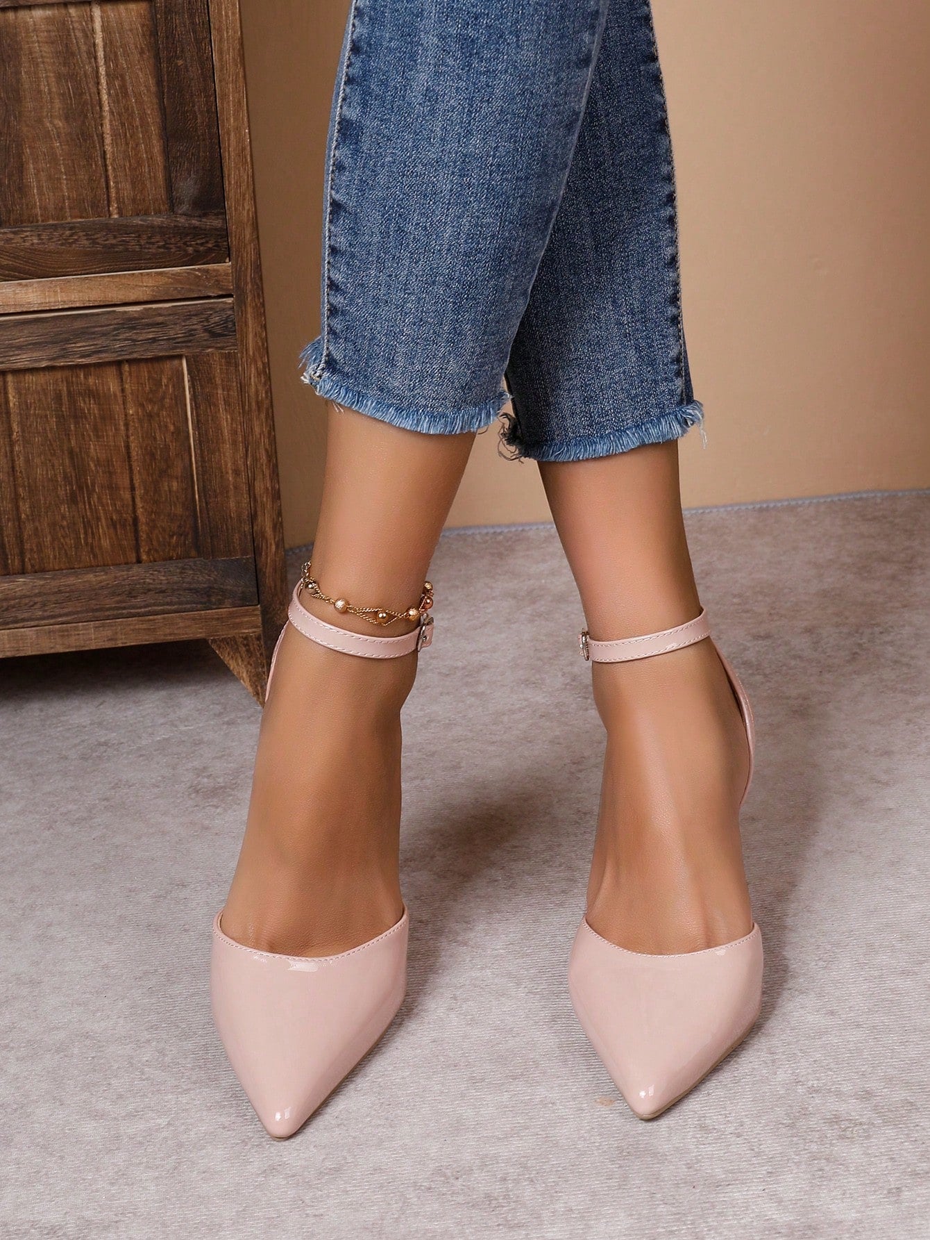 Zapatos de Punta con Tacón de Aguja