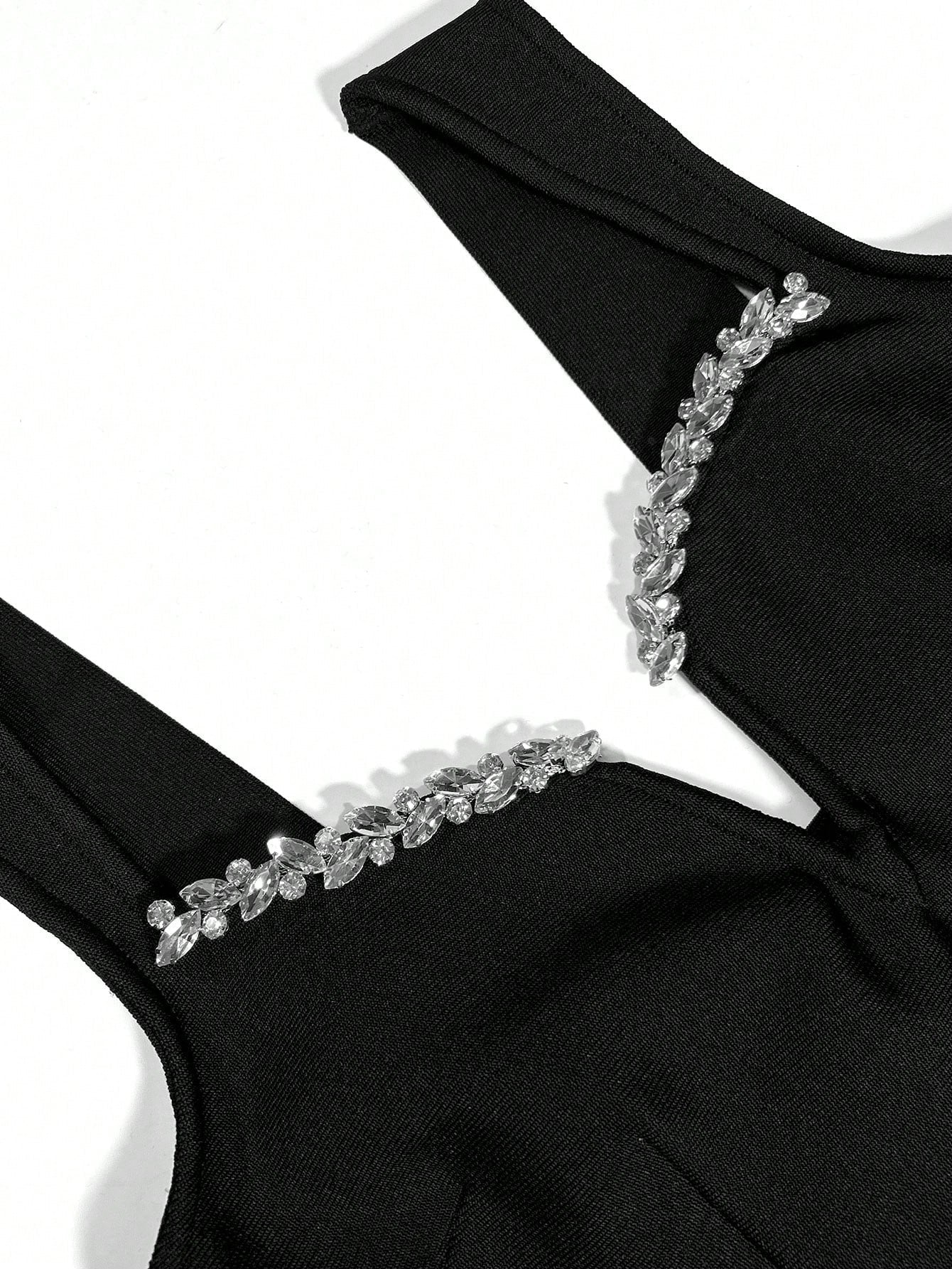 Vestido Midi Ajustado con Escote en V y Strass