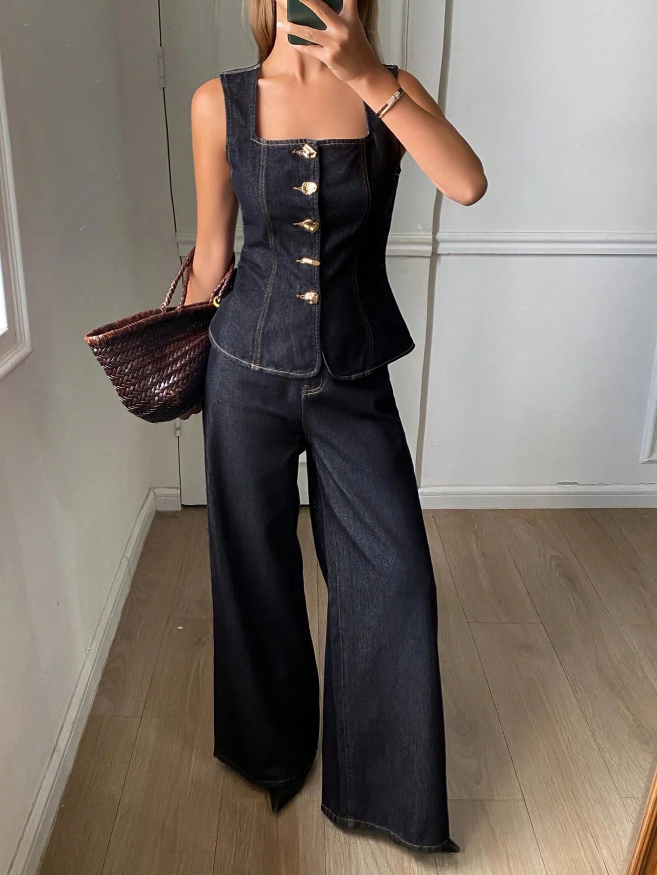 Conjunto Vaquero con Botones Dorados