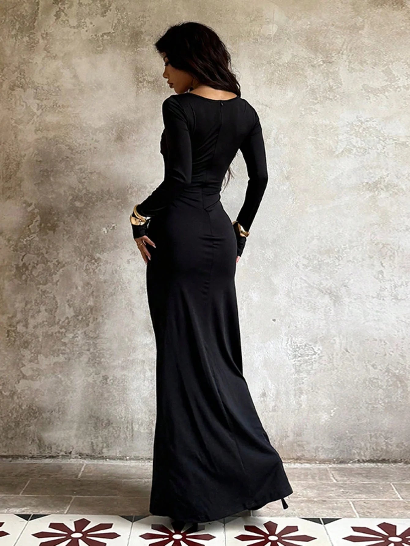 Vestido Elegante Escote Cuadrado con Abertura