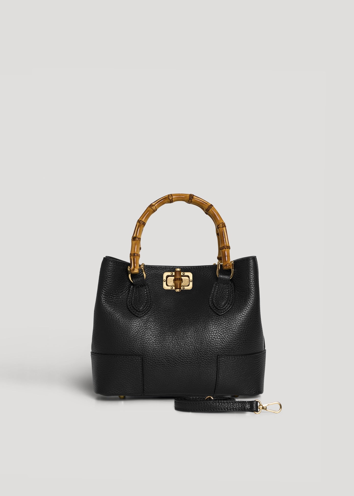BOLSO MICRO EN PIEL CON ASA DE BAMBÚ