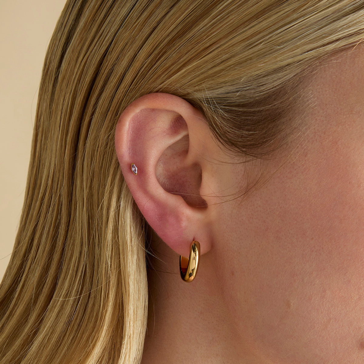 Morado Marquesa Titanio Pendiente Piercing en Oro