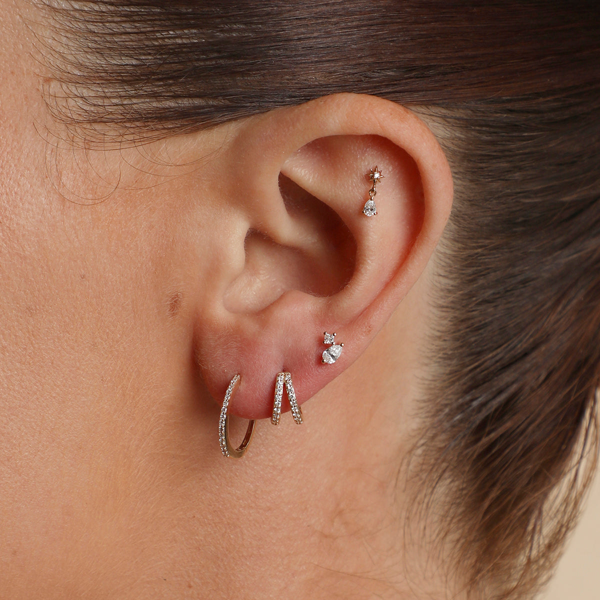Diamante Colgante Cósmico Pendiente Piercing en Oro Sólido