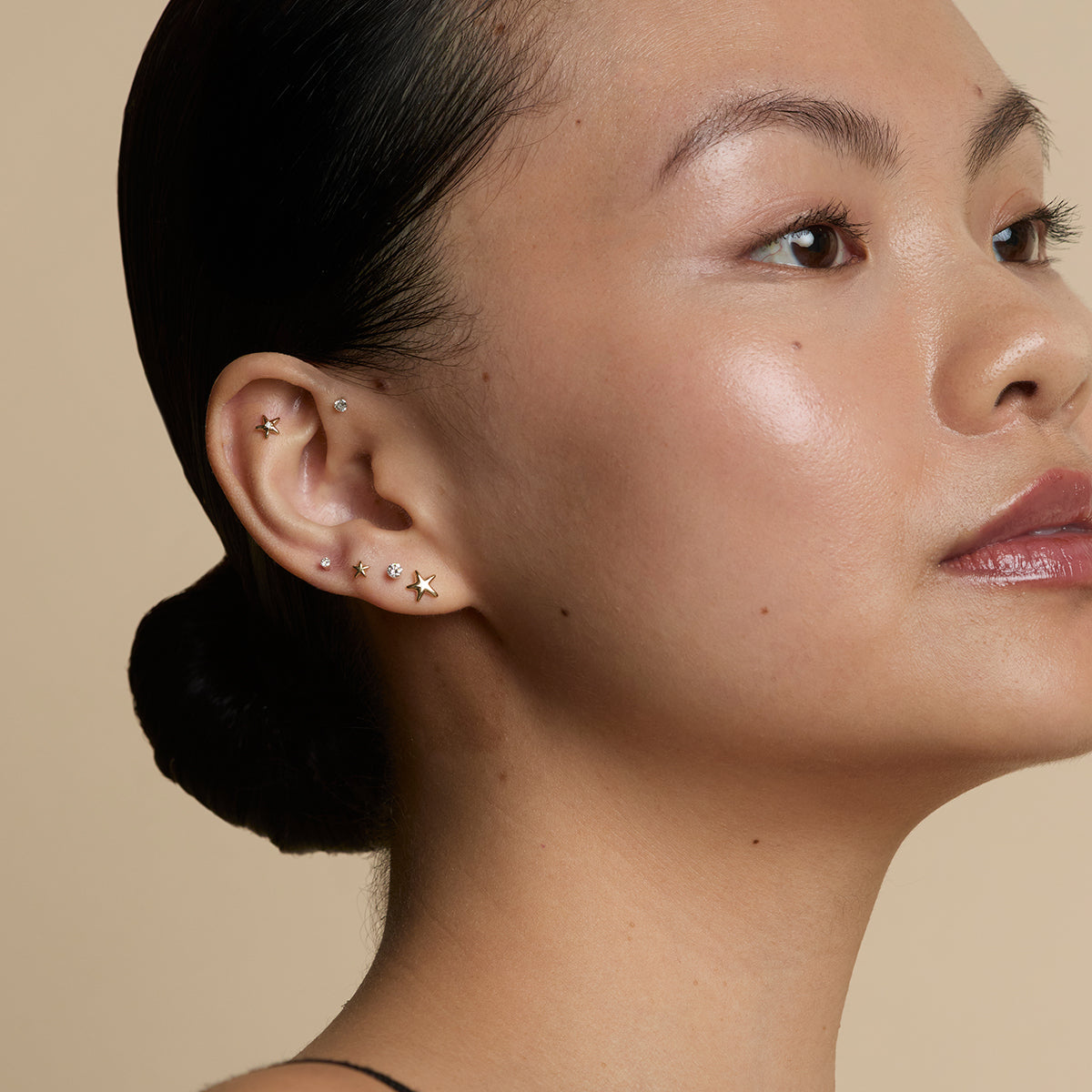 Flotante Diamante Pequeño Pendiente Piercing en Oro Sólido
