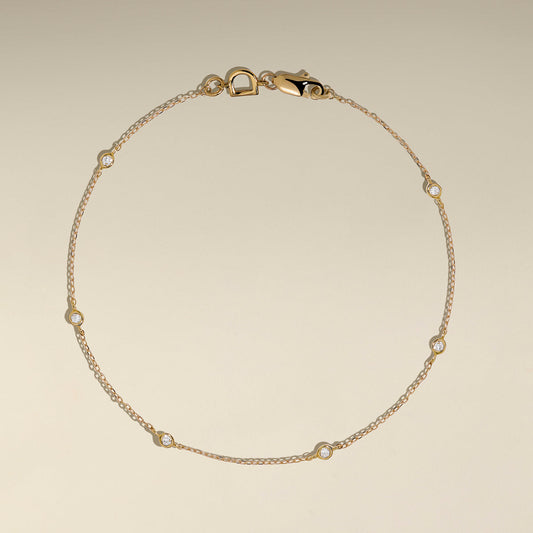 Mayfair Chain Bracelet in Solid Gold