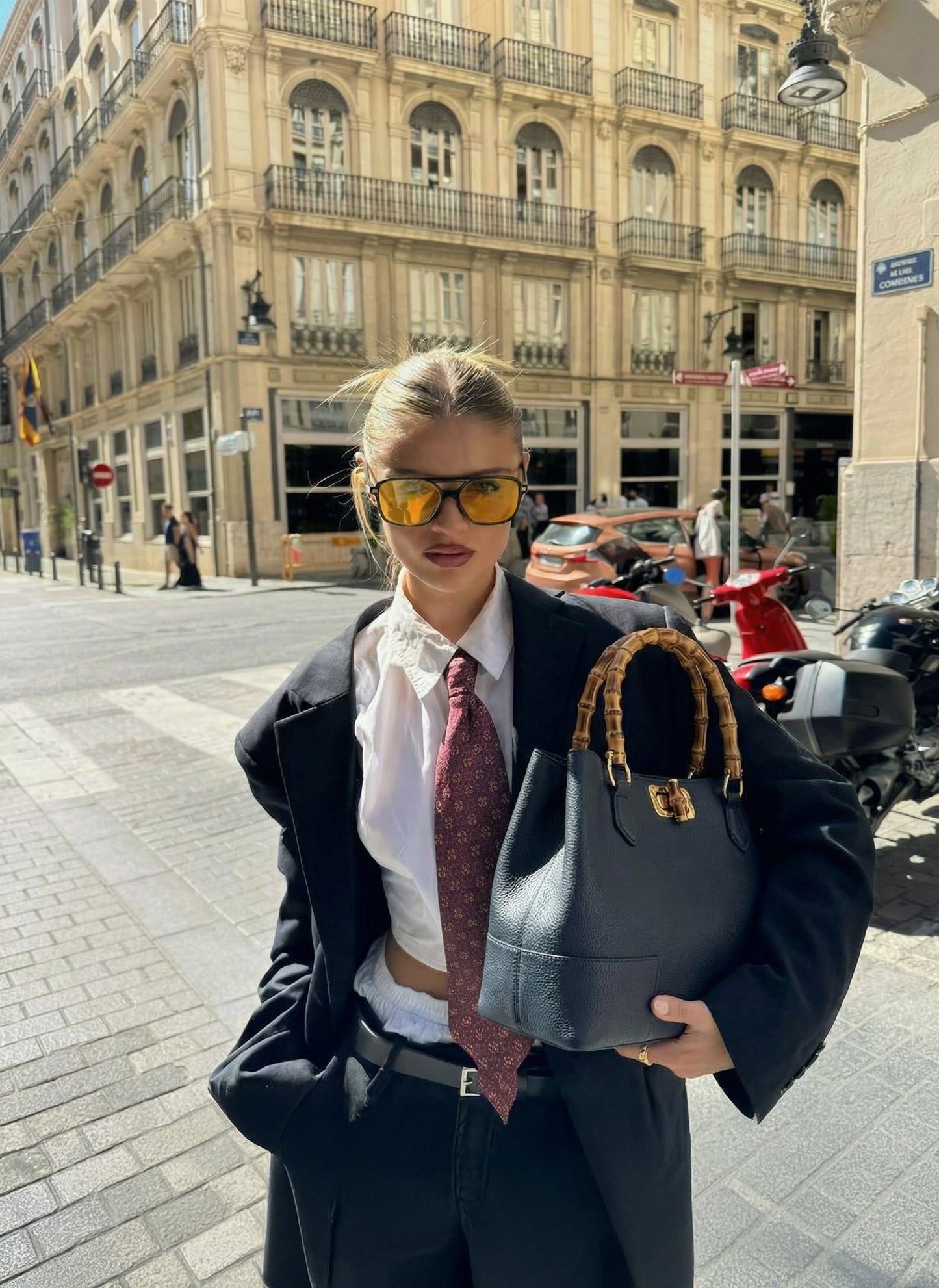 BOLSO DE ANTE CON ASA DE BAMBÚ
