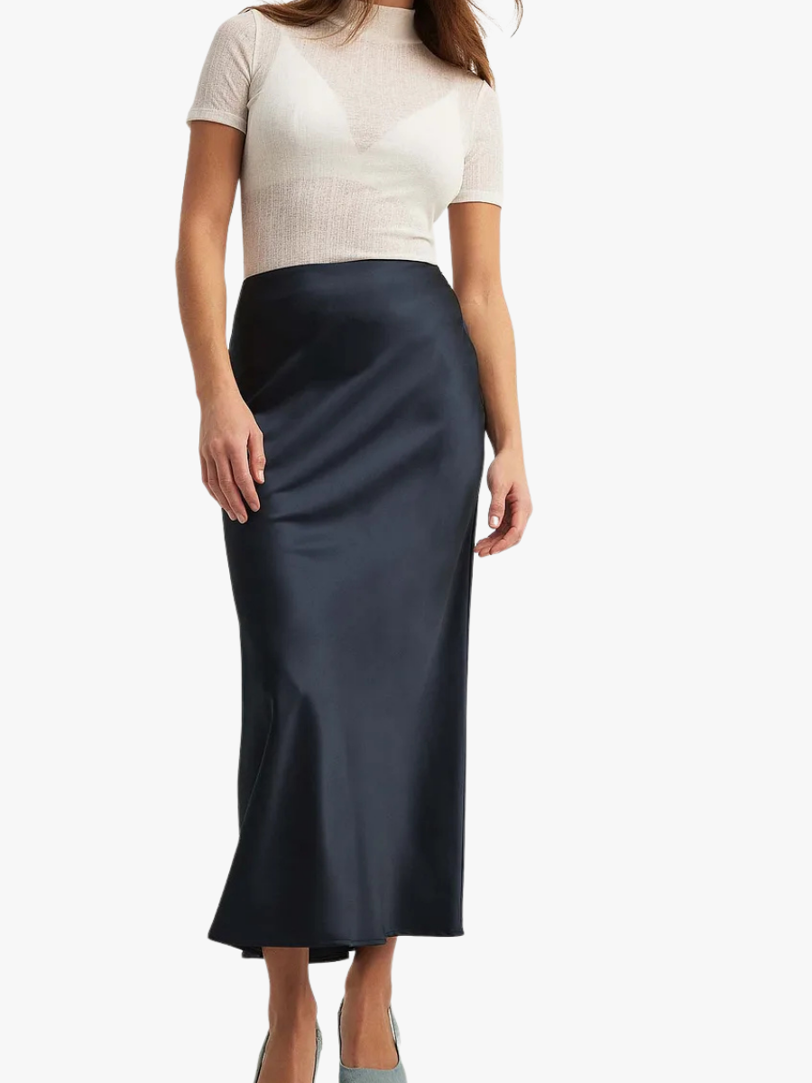 Falda midi