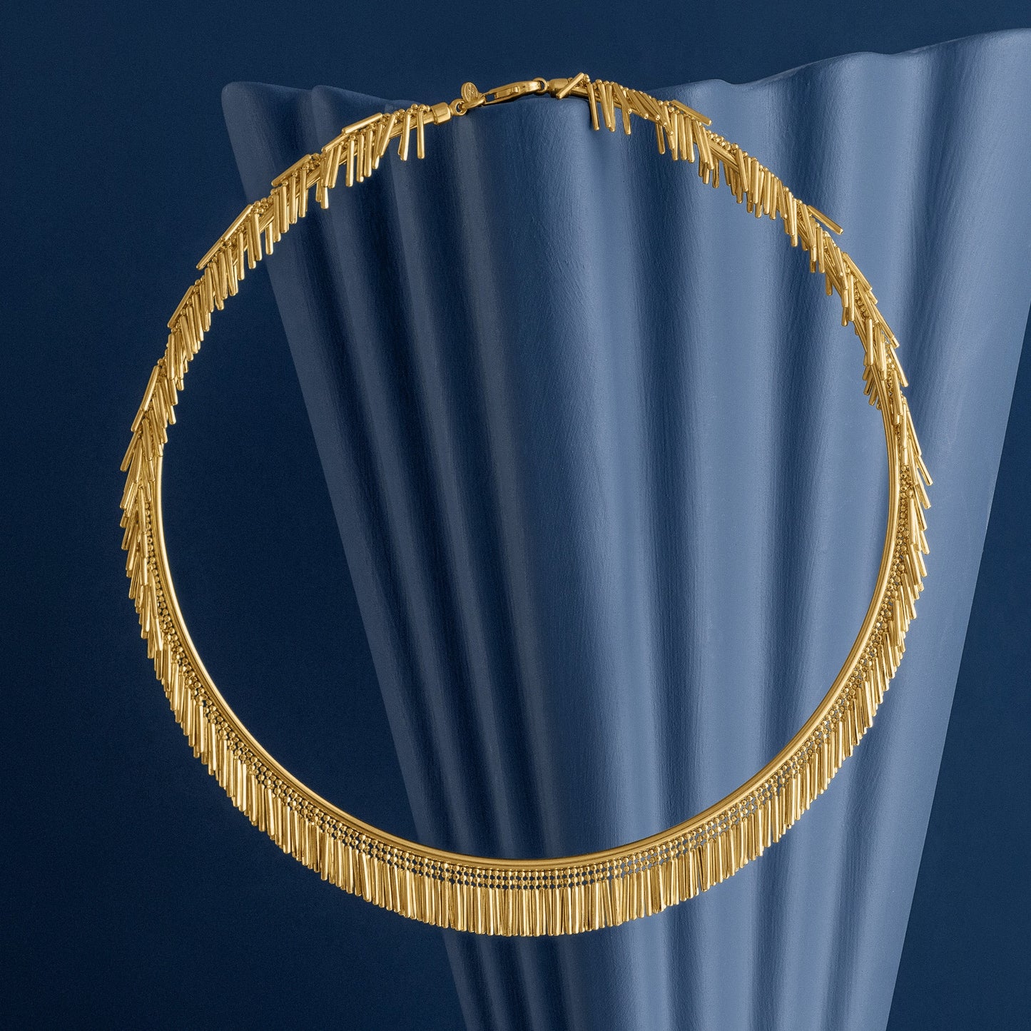 GOLD TASSEL CHOKER