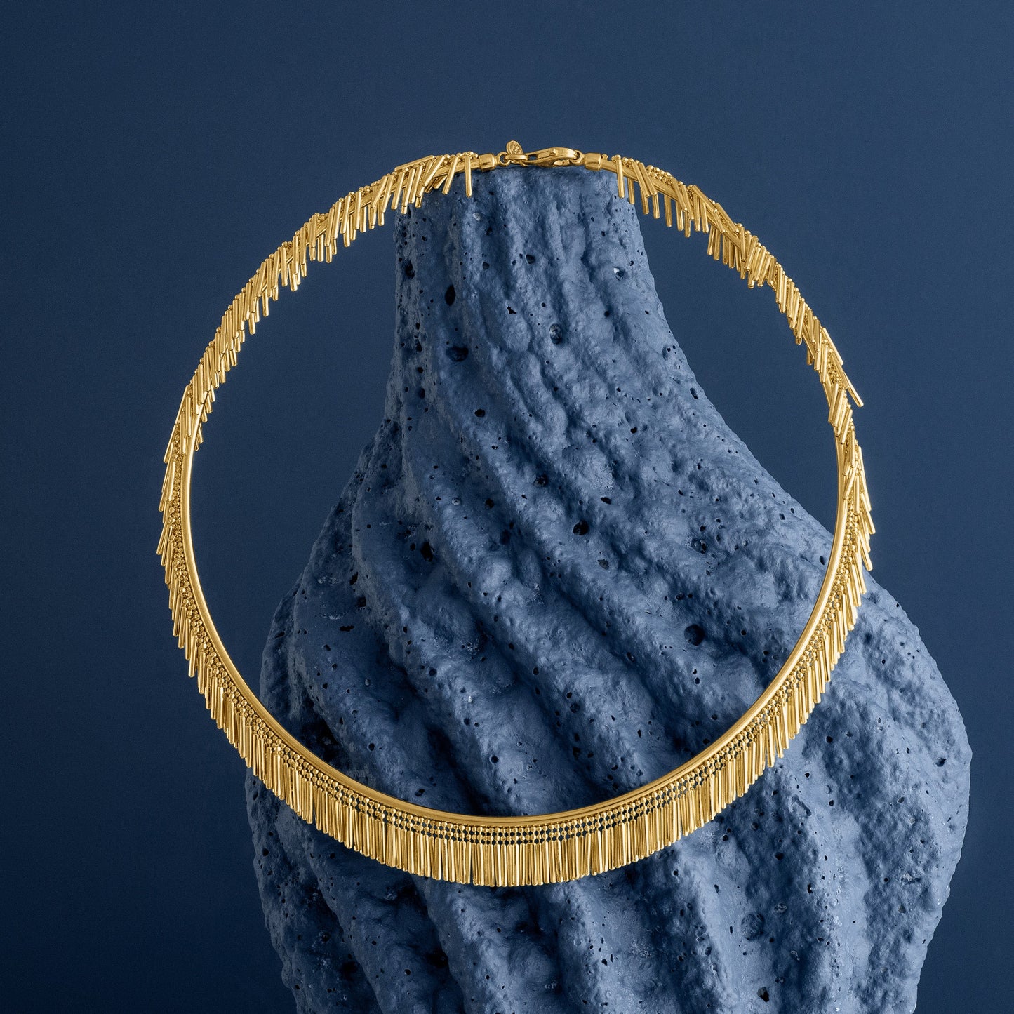 GOLD TASSEL CHOKER