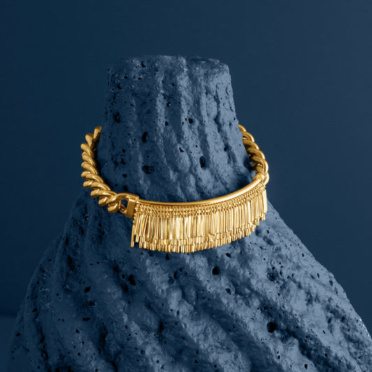 GOLD TASSEL AND CHAIN BRACELET