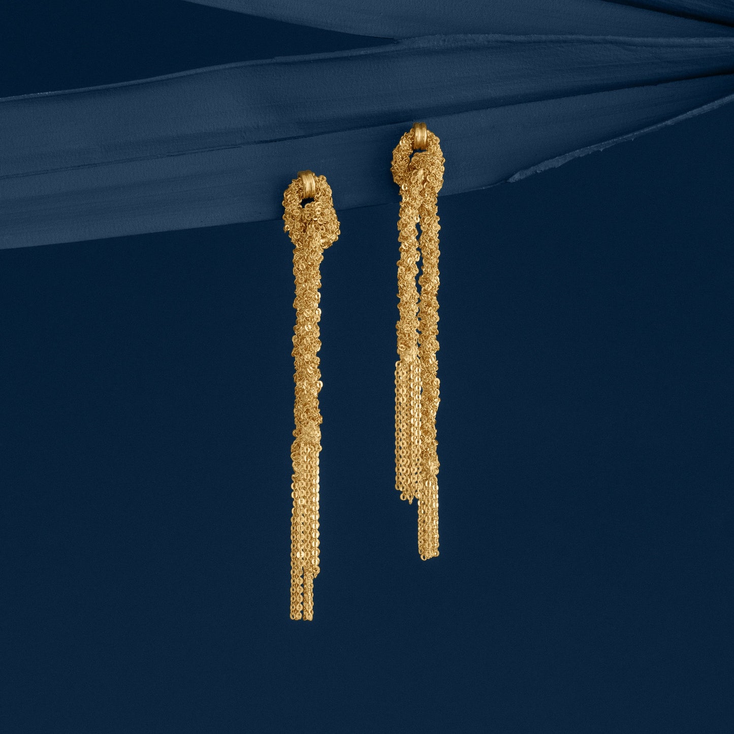 GOLD WOVEN THREAD DOUBLE KNOT EARRINGS