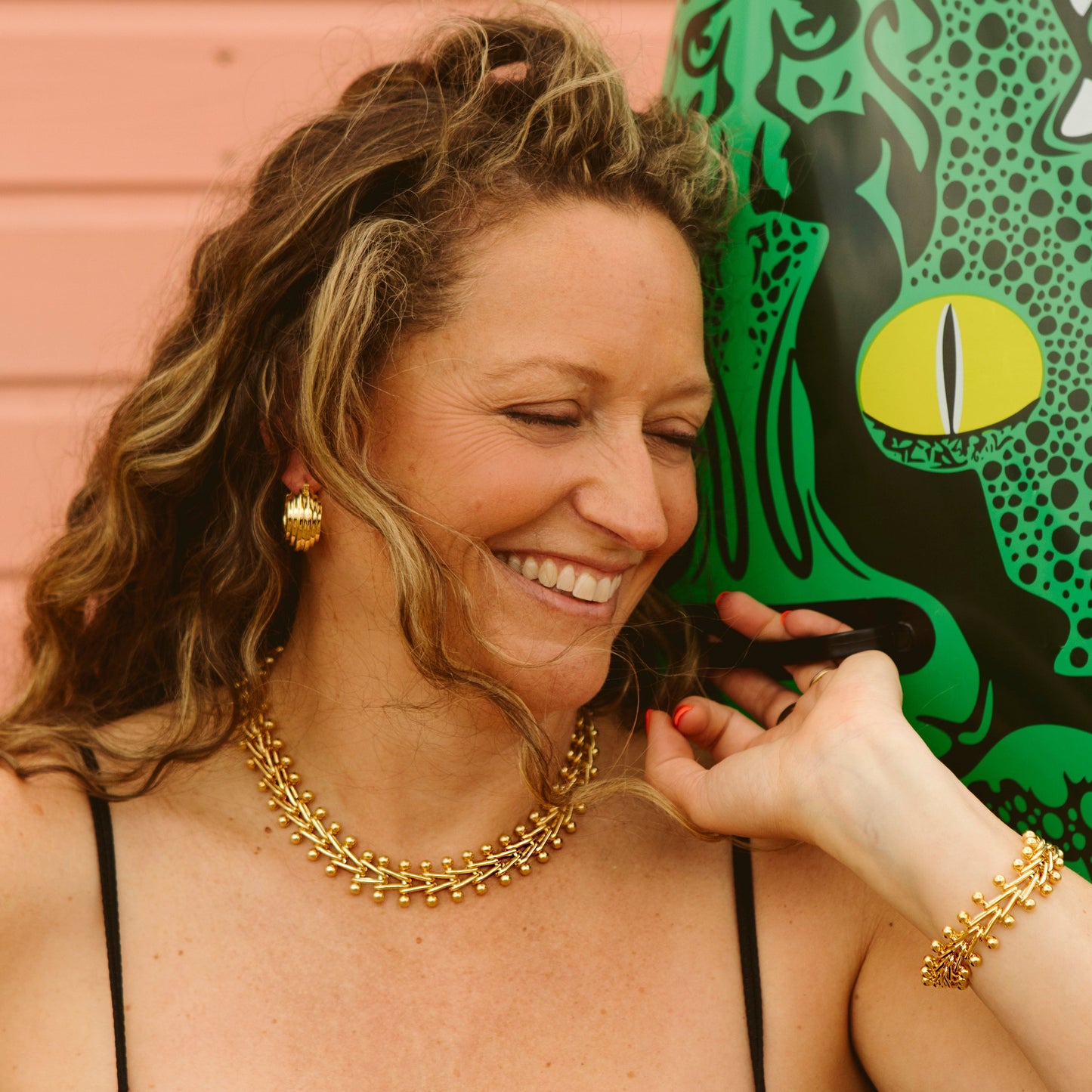 LARGE TRIPLE RIDGE HOOP EARRINGS