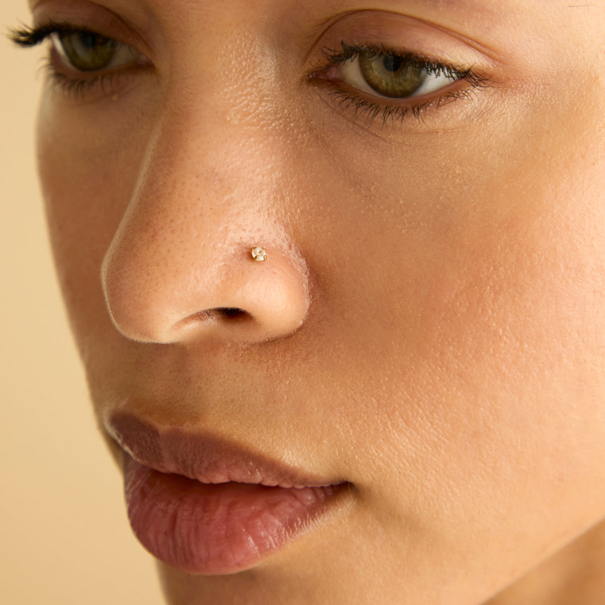 Micro Cristal Titanio Pendiente Piercing en Oro
