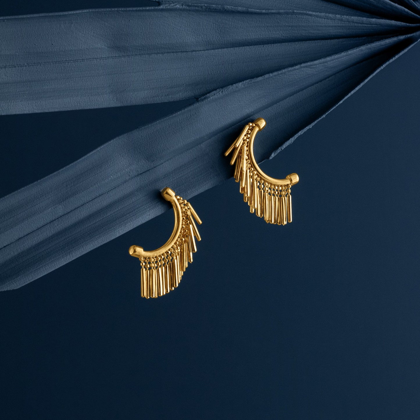 GOLD MINI TASSEL EARRINGS