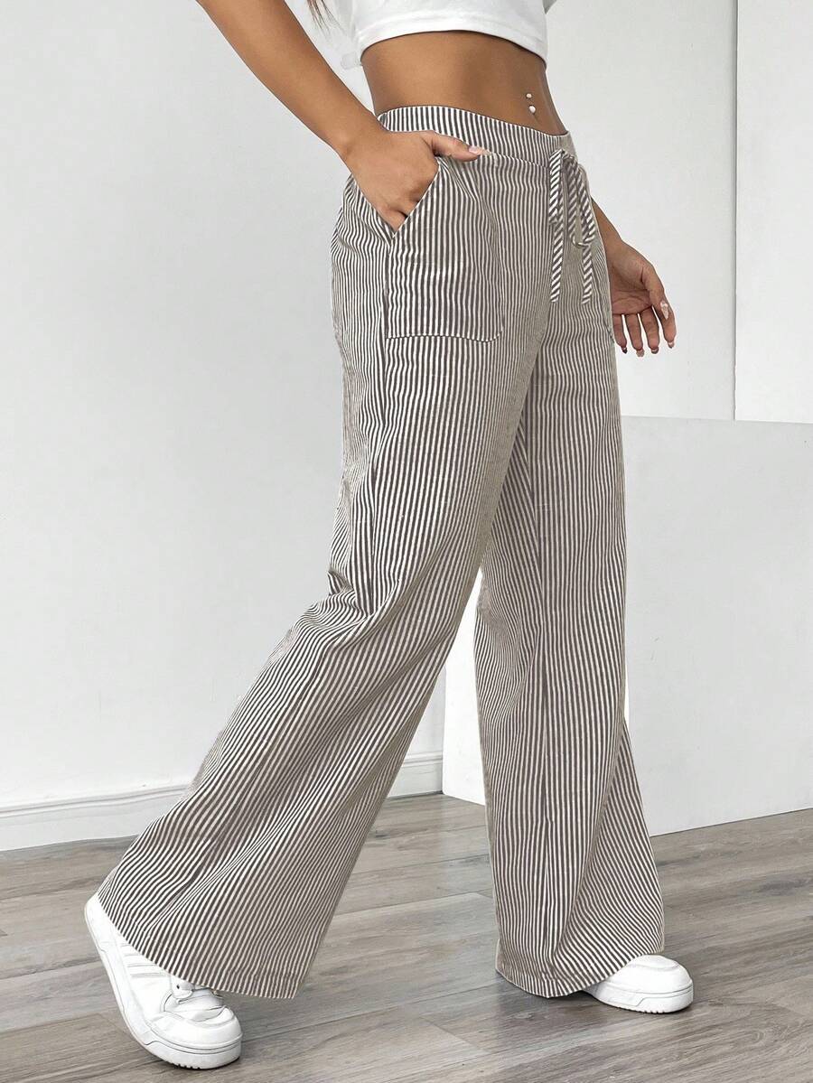 Pantalón ancho de rayas