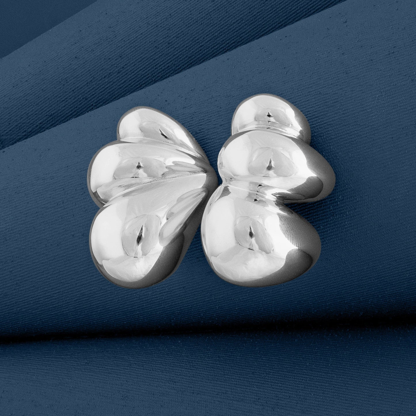 PUFFY WING EARRINGS