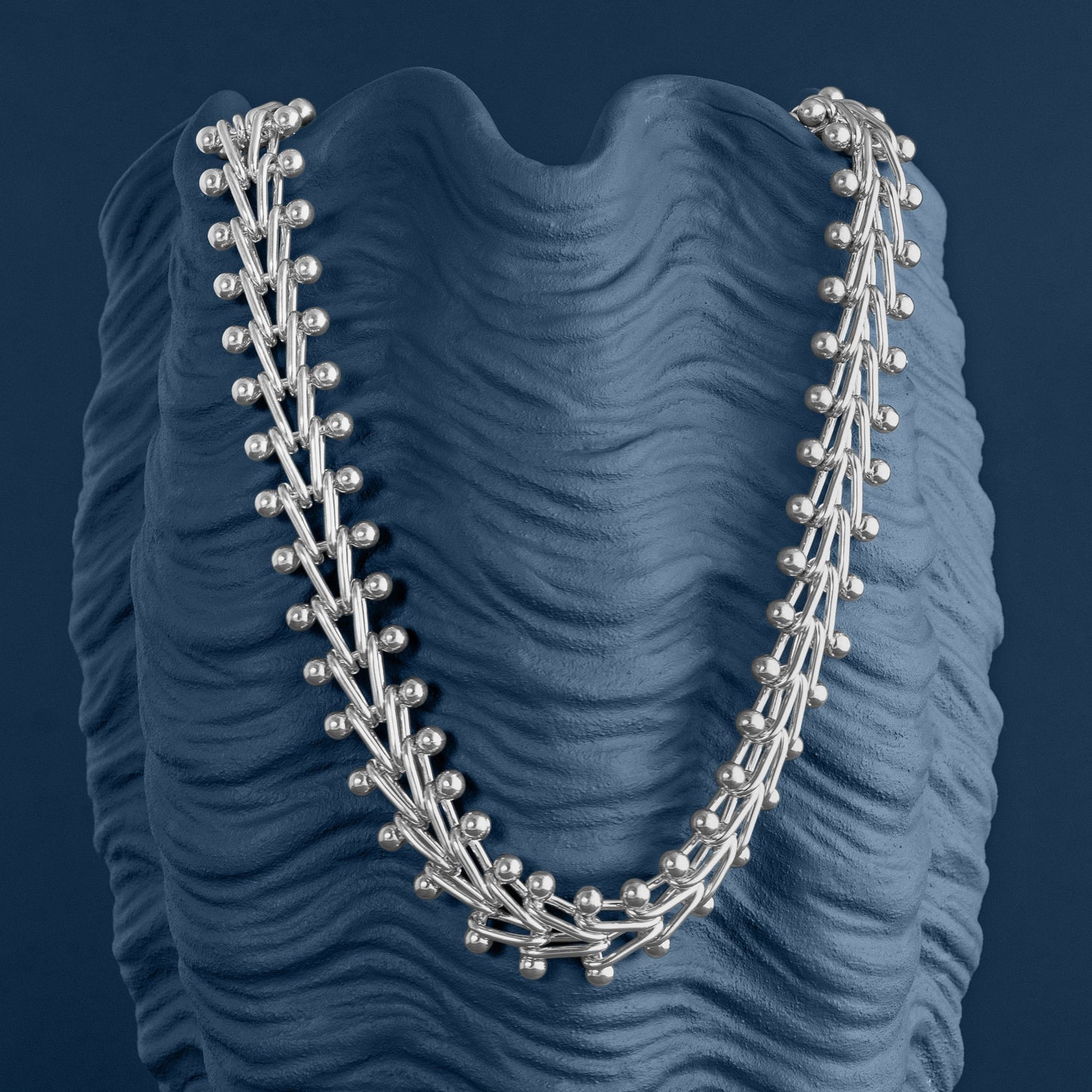 DECO CHAIN NECKLACE