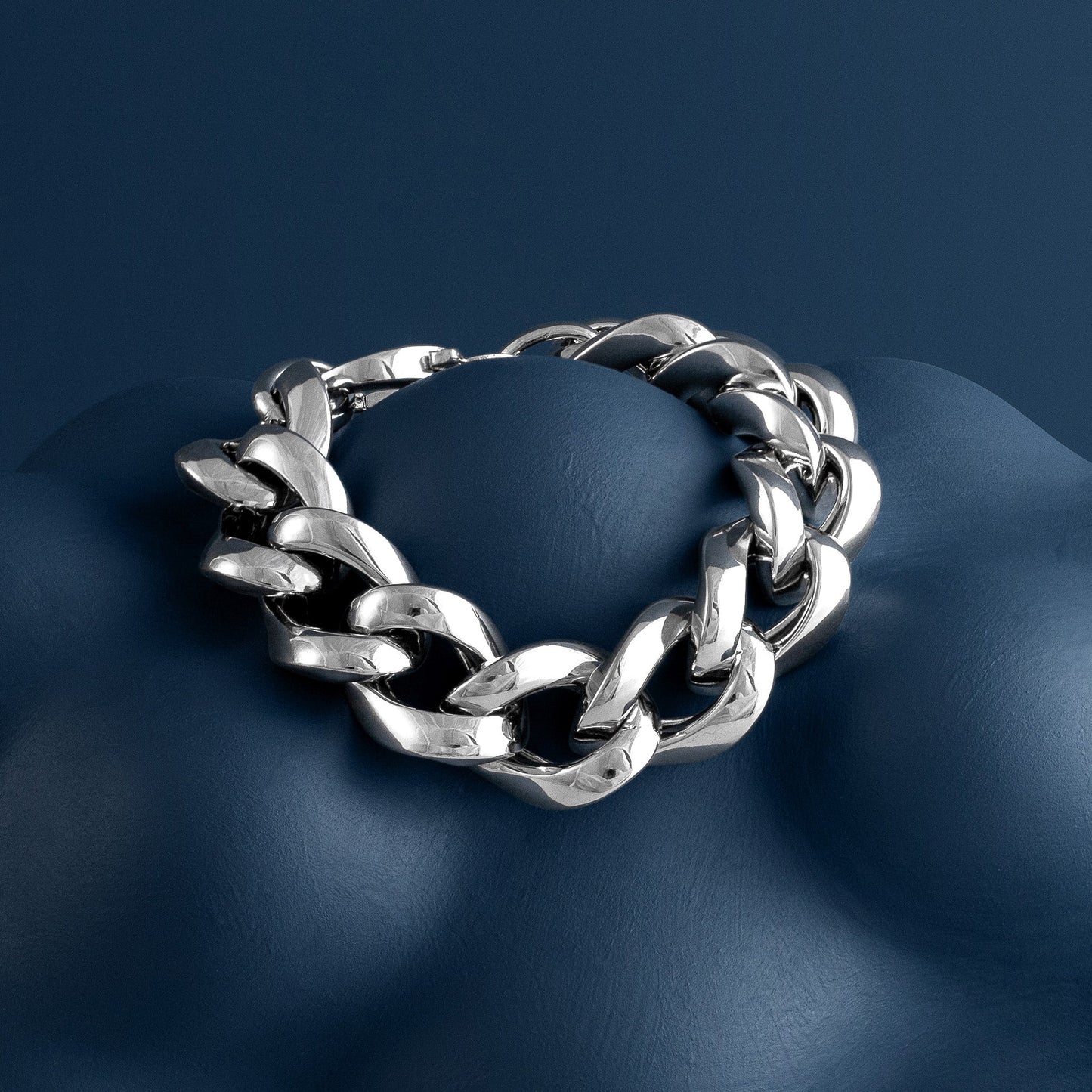 SILVER THICK CURB CHAIN BRACELET