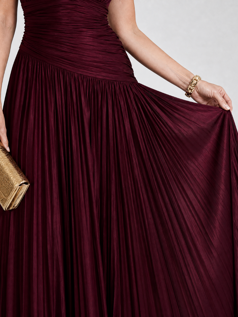 Vestido Largo Plisado con Cuello en V
