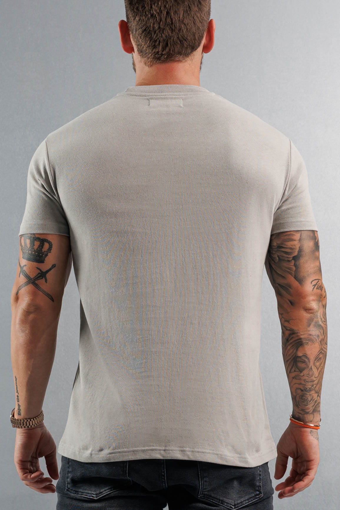 Camiseta Premium Básica | Concreto