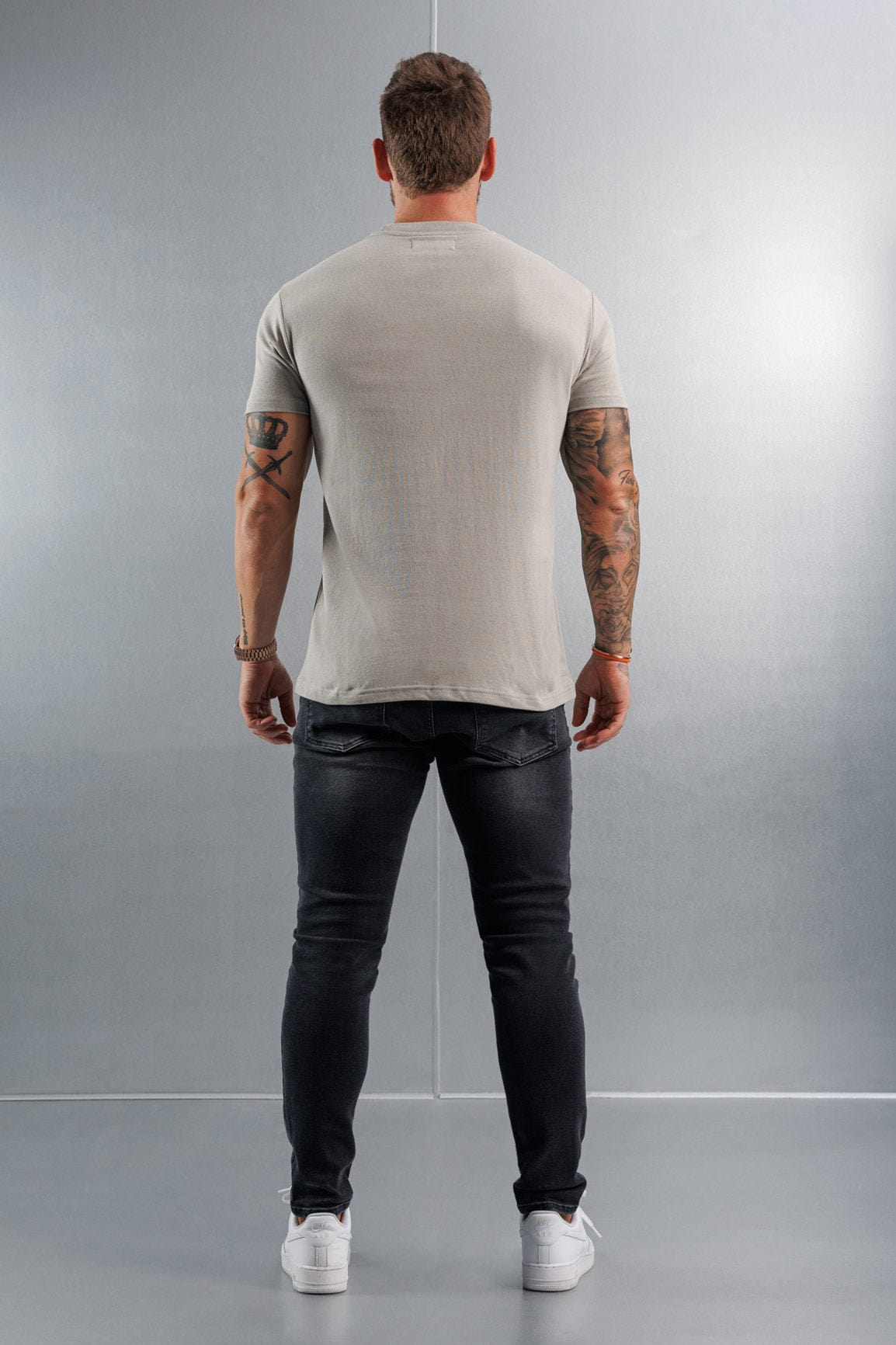 Camiseta Premium Básica | Concreto