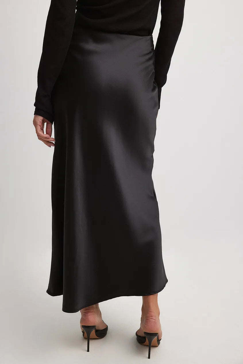 Falda midi