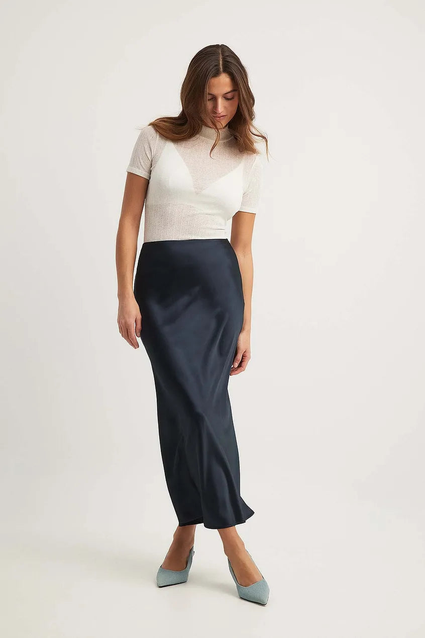 Falda midi